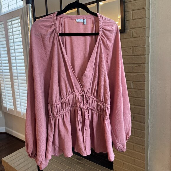 ASOS CURVE Bubble Sleeve Blouse - Picture 1 of 4